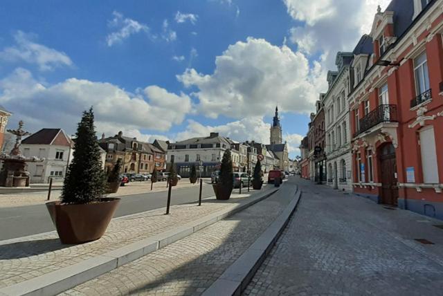 Les Suites Fenelon Le Cateau-Cambresis Eksteriør bilde